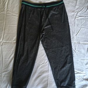 American Eagle cropped joggers